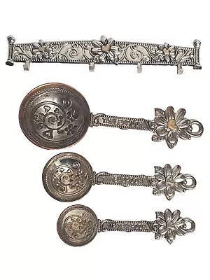 GANZ MEASURING SPOONS SET Wall Hanger VINTAGE FLORAL PLATE Metal Pewter Flowers • $6.95