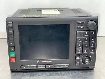 2005 Mercedes ML350 OEM AM/FM Radio Receiver CD Navigation Unit 1638200579 02-04 • $307.99