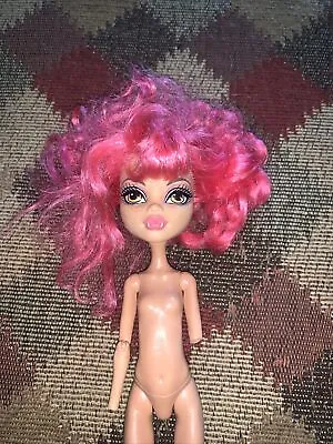 Monster High Clawdeen Wolf Howleen 2011 Nude Doll No Hands/ Lower Arm • $8