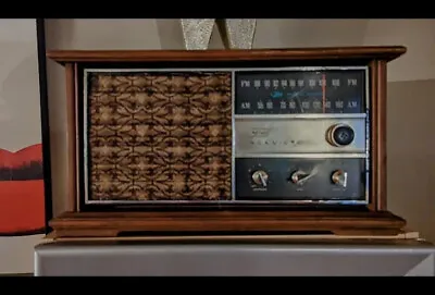 Vintage 1960’s Rca Victor Rgc42s Pecan Am Fm Console Radio • $125