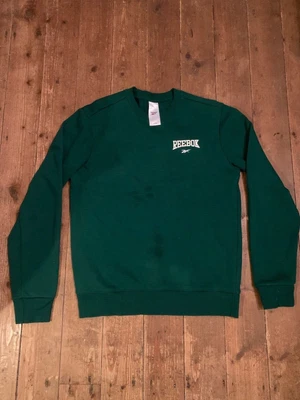 £5 • Buy Mens Used Reebok Green Sweatshirt (Size S)