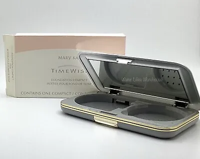 New In Box Mary Kay FOUNDATION COMPACT #8100 PLATINUM Empty Refillable Free Ship • $6.26