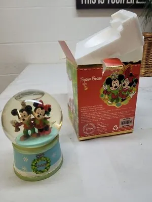 Disney Mickey And Minnie Mouse Snow Globe 2012 / R1 T23 • $12.74
