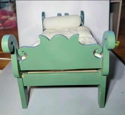 Retired American Girl Pleasant Company Josefina Sleigh Bed Green Wood Furniture • $80