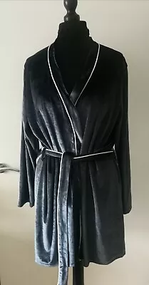 £7.99 • Buy Ladies PRETTY LITTLE THING Grey Velour Piped Belted Jacket Size L BNWT.