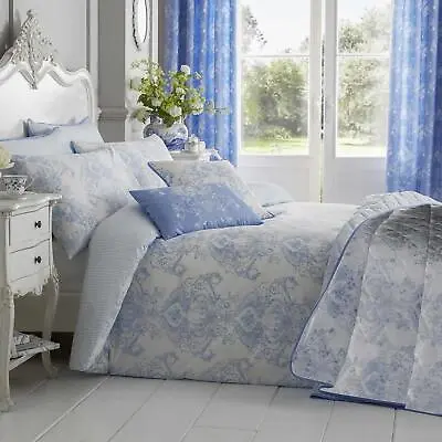 Toile Patterned Damask Style Reversible Stripe Pattern Diamond Quilted Bedspread • £47.09