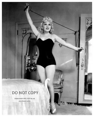 Actress Mae West Exercising Sex-symbol - 8x10 Publicity Photo (mw881) • $8.87