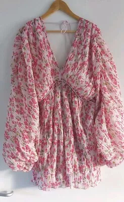 Mini Dress In Pink Floral  Micro Pleated  Batwing Trapeze Asos Design Uk12 • £22