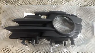 Vauxhall Vectra C Foglight Surround Trim Passengers New Genuine 13115108 • $24.89