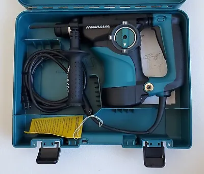 MAKITA 1‑1/8'' Rotary Hammer Hammerdrill Accepts SDS‑PLUS Bits Comes With Case • $209.99