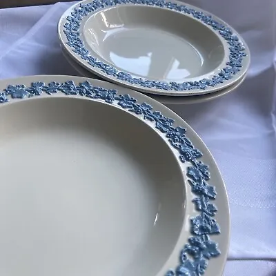 £80 • Buy 4 X Wedgwood Queensware Cream & Blue  8 “ Rim Soup Bowls Dishes