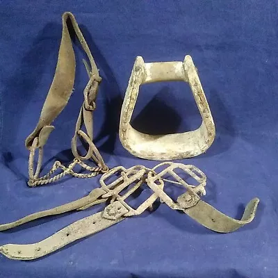 7 Pieces Vintage Horse Tack Leather Bridle & Bit Wooden & Iron Stirups • $25.99