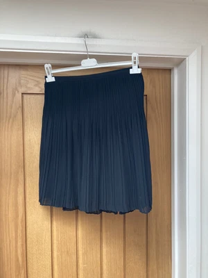 £3.99 • Buy Ladies Sandwich Black Chiffon Pleated Skirt Size 8