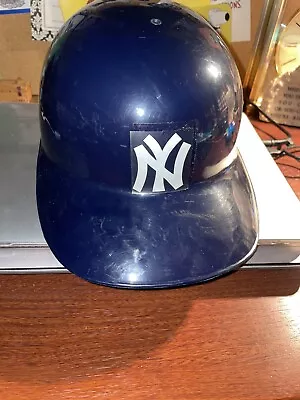 Vintage 1965 New York Yankees Souvenir Batting Helmet MLB.  Sport Products Group • $9.99