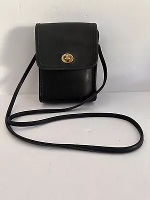 COACH Vintage Tourist Pouch Passport Hipster Crossbody #9893 Black Leather NICE! • £55.44