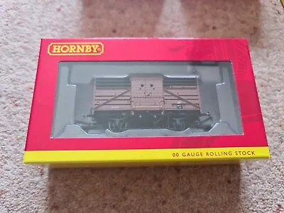 Hornby R6737A OO Gauge BR 10t Maunsell Cattle Wagon S53691 • £15.99