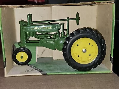 Ertl 1/16 Scale 1934 John Deere Model A Tractor NIB • $29.50