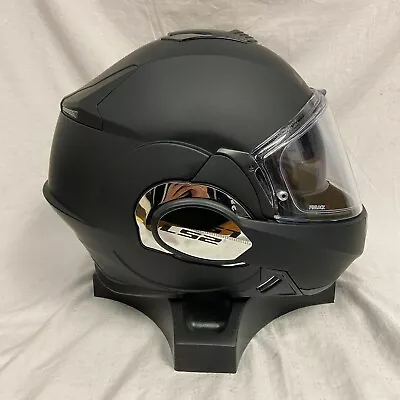 LS2 Valiant Modular Helmet Matte Black Large L *DISPLAY BLEM* • $239.98