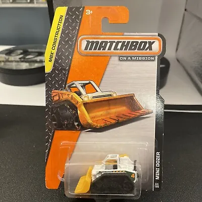 Matchbox  2014 Mbx Construction Mini Dozer # 111 White • $5