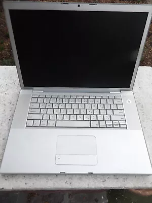 Apple MacBook Pro A1211  Laptop - MA609LL/A (October 2006) 1 GB RAM 500 GB HD • $89