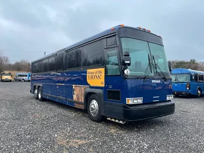 1997 Mci 102d3 • $19900