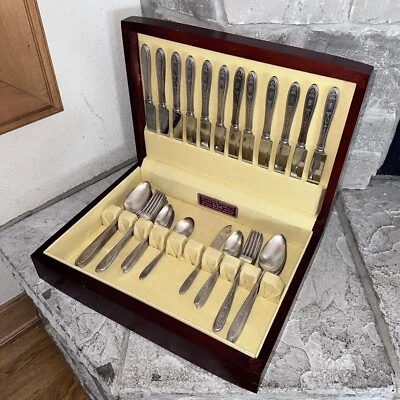 $88.96 • Buy 50Pc Set Community Victorian Silverplate Flatware Serivce For 12 Silverware Lot