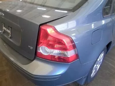 Passenger Tail Light Sedan 5 Cylinder Fits 04-07 VOLVO 40 SERIES 3999359 • $80.02