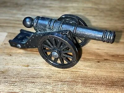 Vintage Victory Die Cast Mini Cannon 1 Of 2 • £8