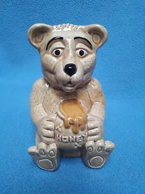 Wade Ceramic Money Box Bank - Bear With Honey Pot. • £16