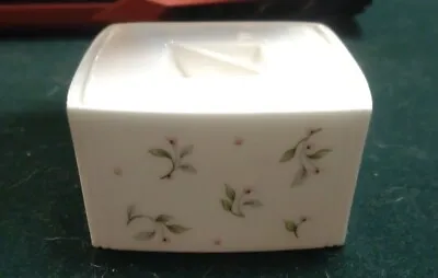 Coalport Polyanna Trinket Box • £10