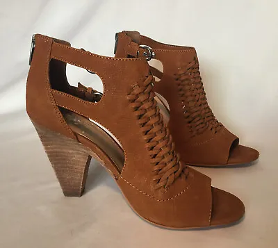 Women’s Vince Camuto Crissy Shoes Ankle Boots 4 Inch Heels Brown Woven Size 9 M • $12