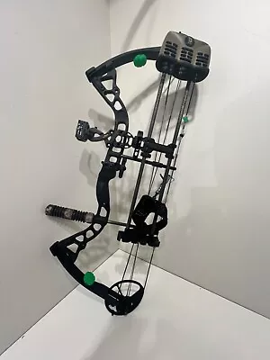 Diamond Infinite Edge Compound Bow By Bowtech • $300