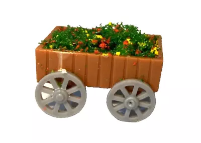 2 Packs Of 5 X Raised Flower Bed/ Wheeled Box Planter Railway Model Scenery • £7.50