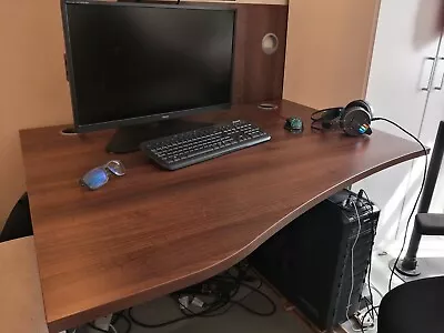 £120 • Buy Double Wave Office Desk, Cable Ports Tidy, Leg Raiseres, Metal Legs, Excel Cond 
