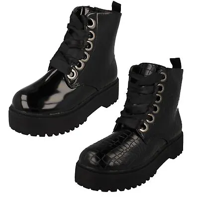 Ladies Spot On Lace Up Chunky Sole  Platform Winter Ankle Boots Shoes F5r1044 • £15.99