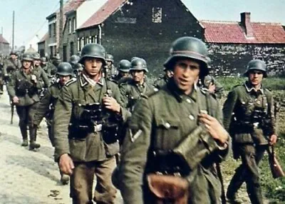£5.82 • Buy German Soldiers Marching France Europe WW2 5x7
