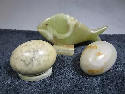 Lovely Vintage Onyx / Marble Fish And 2 Eggs Bundle • £10.95