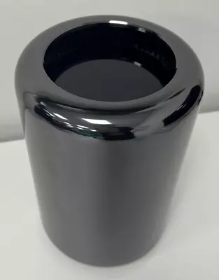 £499.99 • Buy Apple Mac Pro (Late 2013) A1481 6,1  3.7Ghz 4-Core, 32GB RAM, 1TB SSD - Grade A