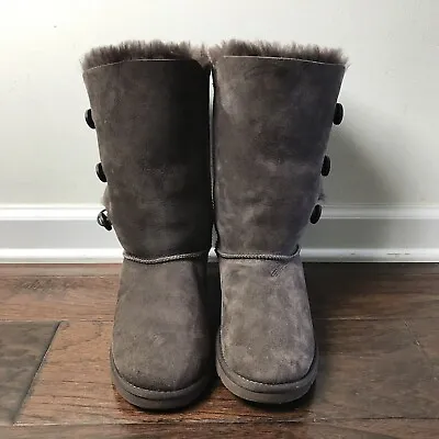 Authentic UGG Bailey Trips Button Boot • $55