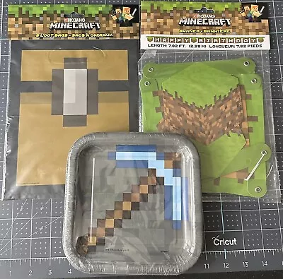 Minecraft Party Supplies! 3 Items Including Banner/plates/treat Bags For 8 Kids! • $6.99