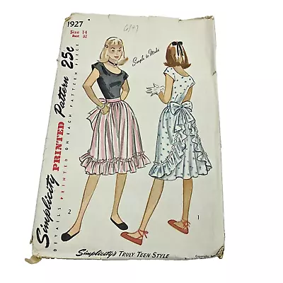 Vintage SIMPLICITY Sewing Printed Pattern Apron Size 14 Bust 32 #1927 Uncut • $19.11