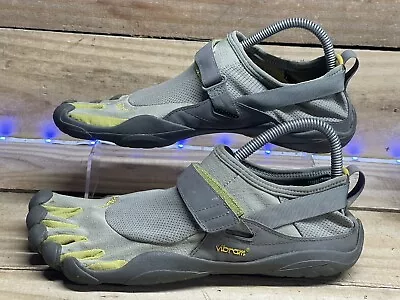 Vibram Womens Size 11.5 FiveFingers Sprint Barefoot Running Shoes Gray Green • $23.95