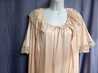 Vintage Lorraine Nylon Nightgown Set Size Medium Antique Pink Beautiful  • $18.52