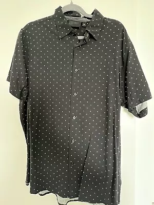 Mercedes Formula 1 Polka Dot Graphic Print Button Up Shirt Size XL • £8