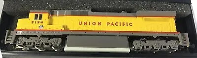N Scale Bachmann 85061 Locomotive Diesel GE Dash 8  Union Pacific #9194 Train • $59