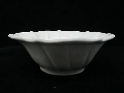 Vietri Incanto White Cereal Bowl - Ruffle- 7   -0711h • $39.98