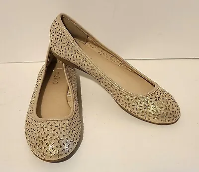 Me Too Madison Ballet Flats Cut Out Rhinestone Sparkle Party Slip-on Shoes Sz 9 • $32.99