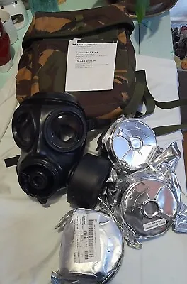 S10 Size 3 Gas Mask Filters And Case Military SAS Army NBC British Respirator  • £124.95