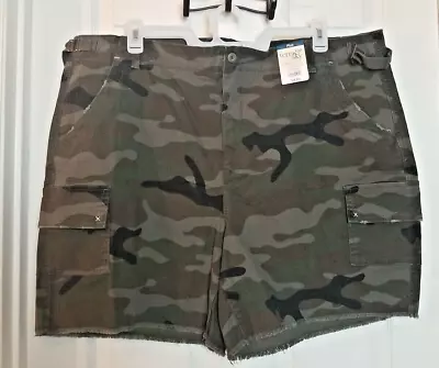 Terra And Sky High Rise Camo Utility Shorts Plus Size 24W NWT  • $10.95