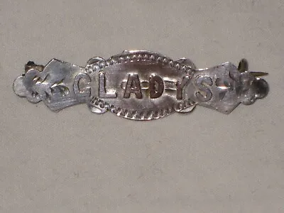 Antique Silver Name Brooch Gladys Chester 1914 • £15